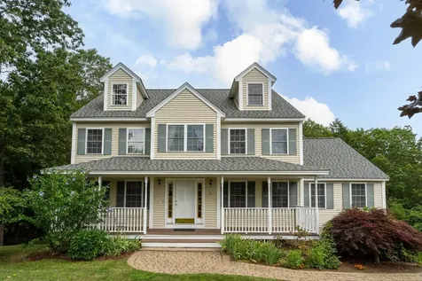 11 Overlook Drive Newton NH 03858