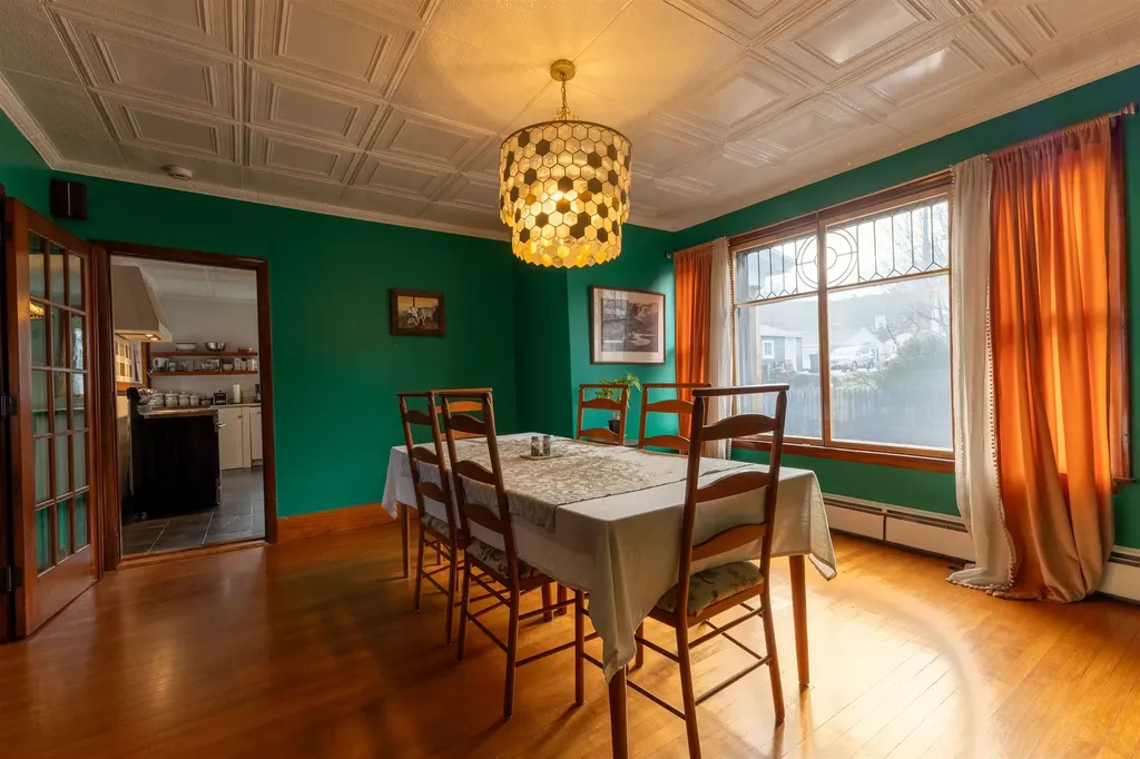 20 Highland Avenue Claremont NH 03743