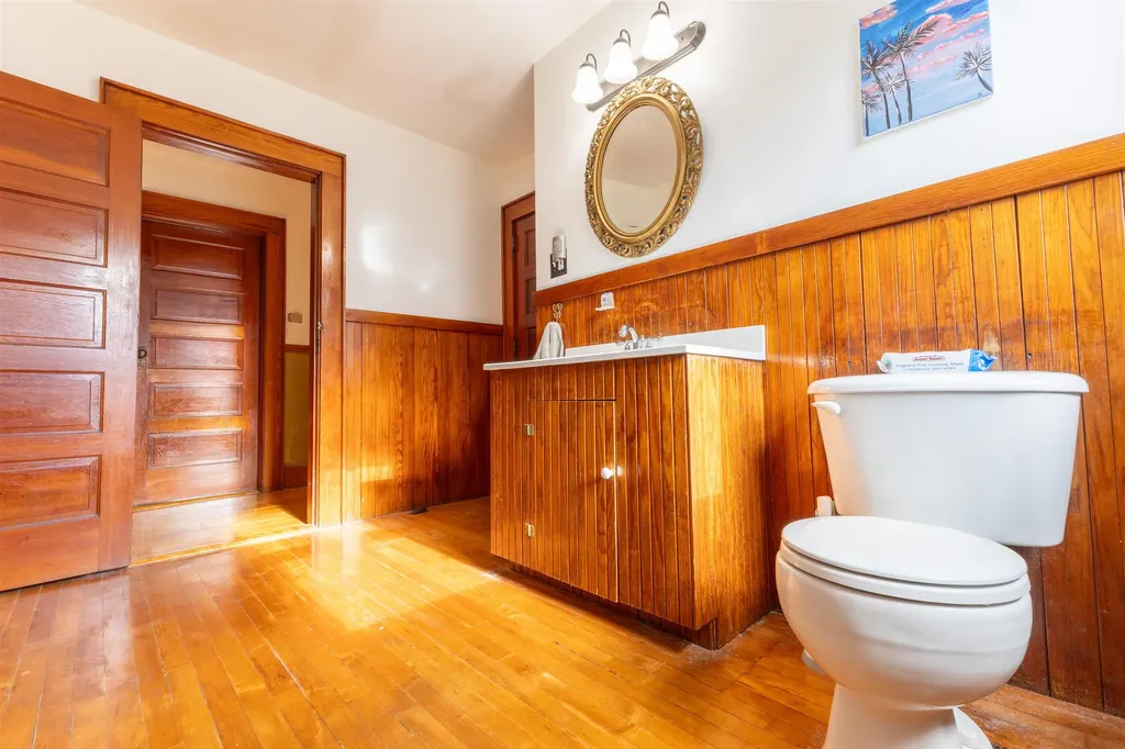 20 Highland Avenue Claremont NH 03743