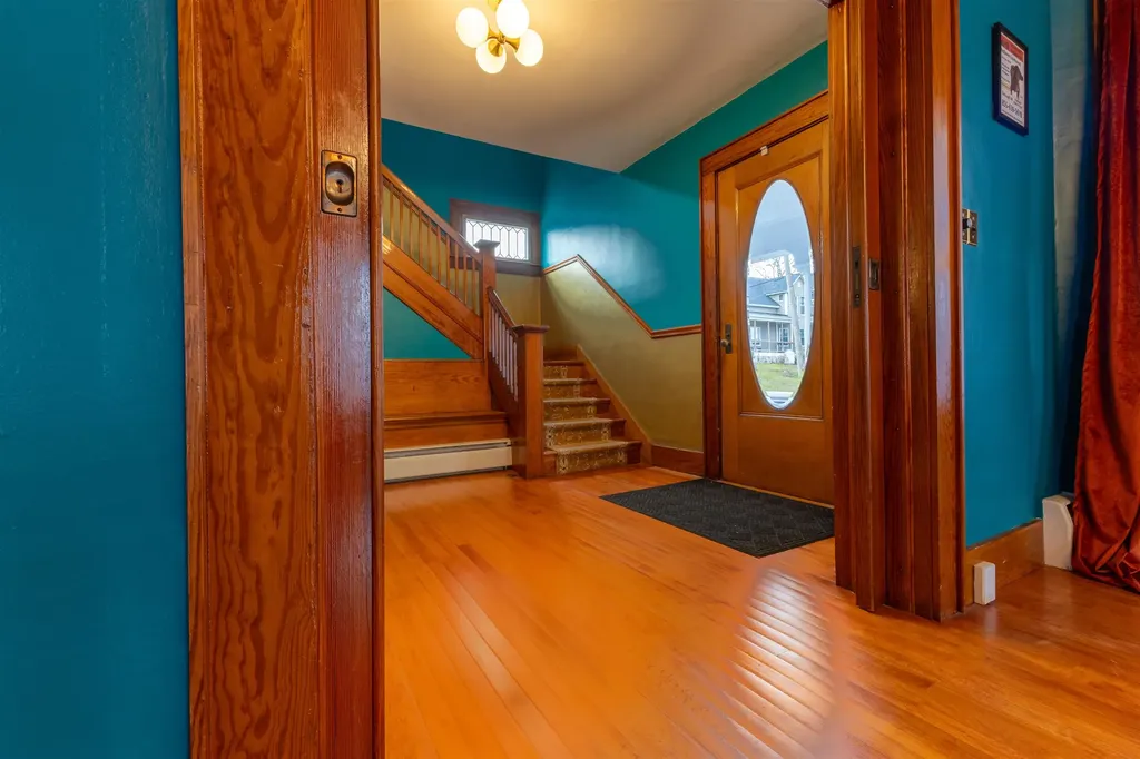 20 Highland Avenue Claremont NH 03743