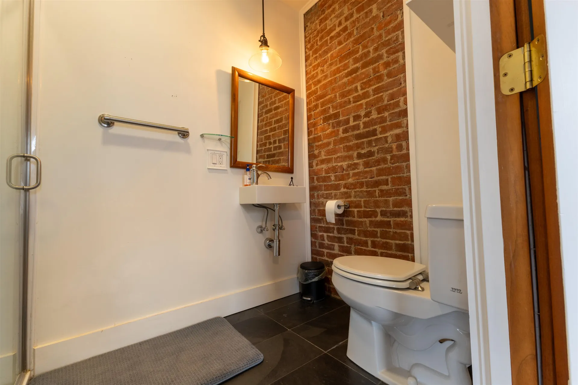 20 Highland Avenue Claremont NH 03743