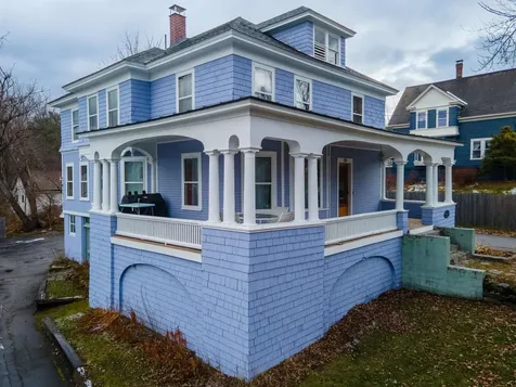 20 Highland Avenue Claremont NH 03743