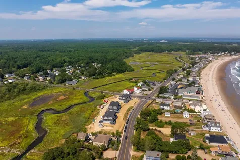 1215 Ocean Boulevard Rye NH 03870