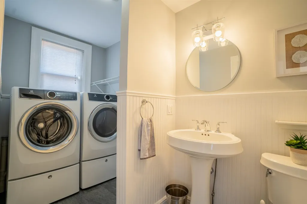 115 Court Street Portsmouth NH 03801