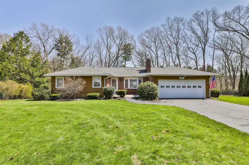 6 Nova Road Nashua NH 03064
