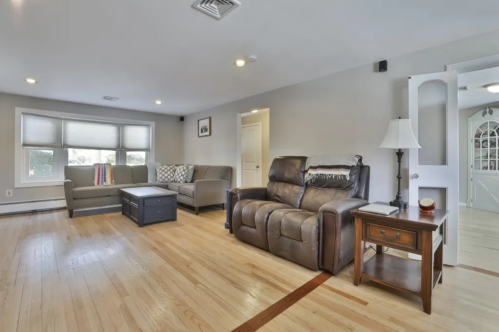 6 Nova Road Nashua NH 03064