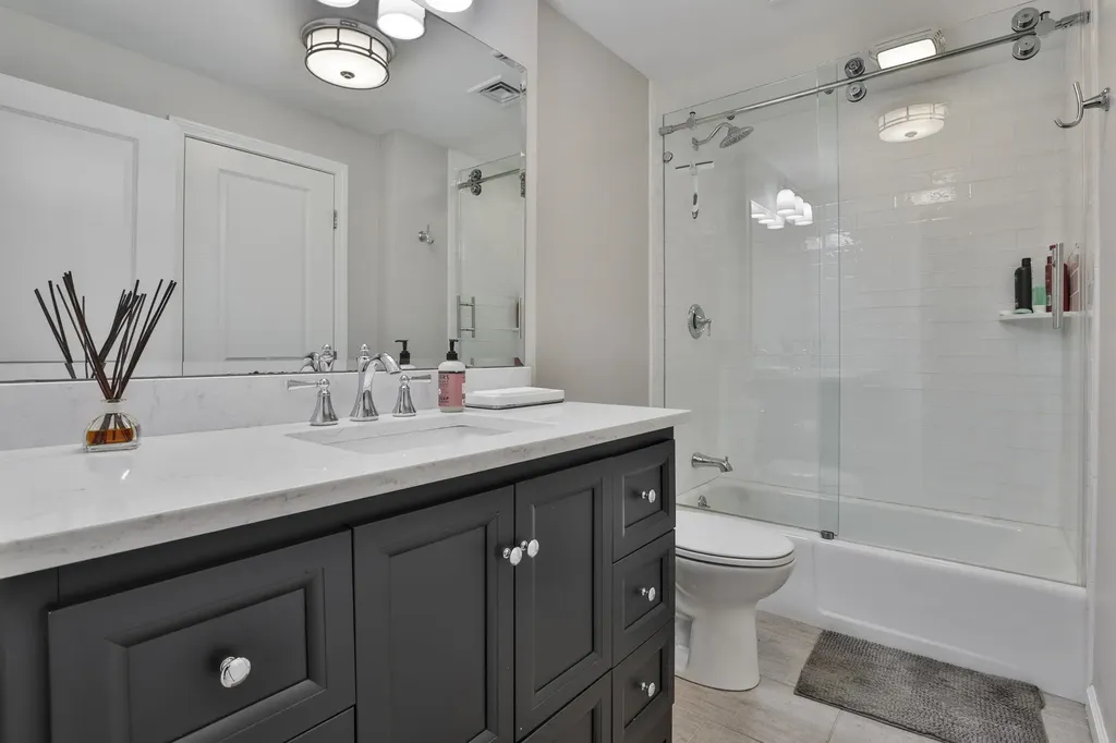 6 Nova Road Nashua NH 03064