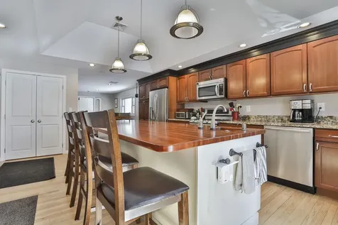 6 Nova Road Nashua NH 03064
