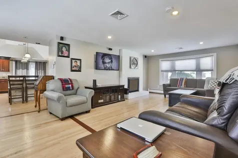 6 Nova Road Nashua NH 03064