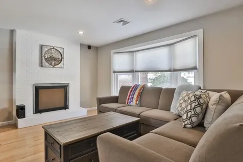 6 Nova Road Nashua NH 03064