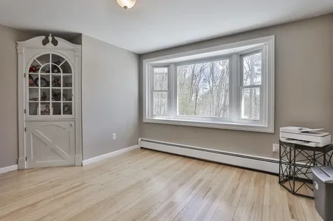 6 Nova Road Nashua NH 03064