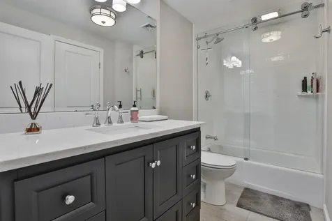 6 Nova Road Nashua NH 03064