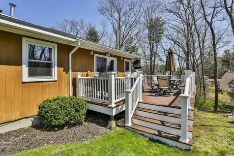 6 Nova Road Nashua NH 03064