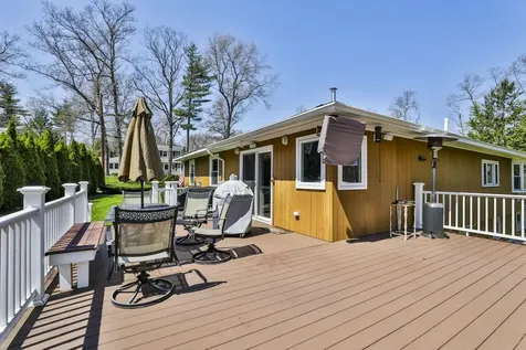 6 Nova Road Nashua NH 03064