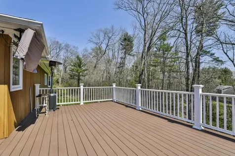 6 Nova Road Nashua NH 03064