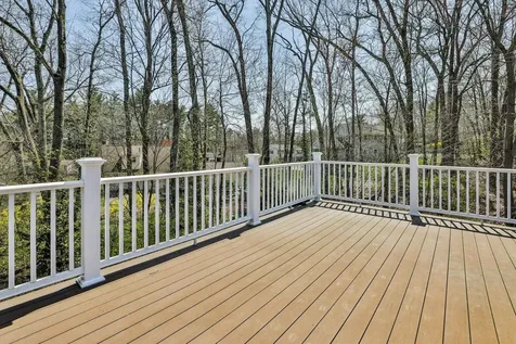 6 Nova Road Nashua NH 03064
