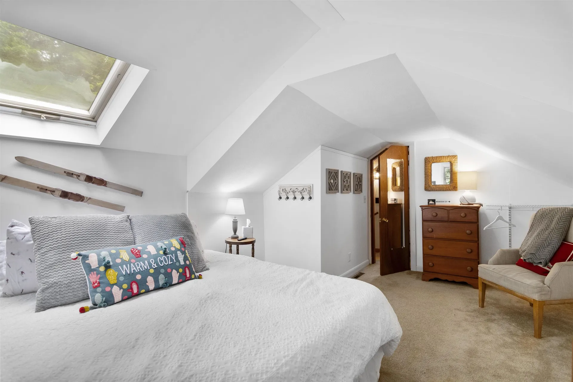 1966 Thompsonburg Road Londonderry VT 05155