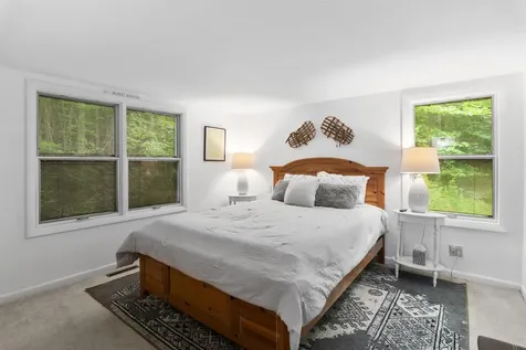 1966 Thompsonburg Road Londonderry VT 05155