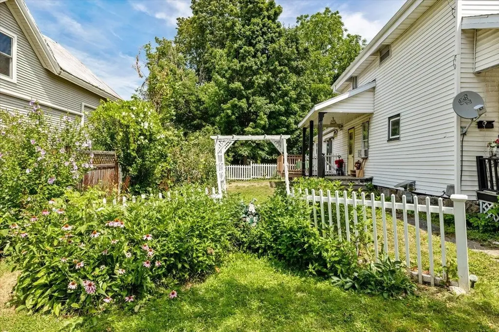 47 Upper Welden Street St. Albans City VT 05478