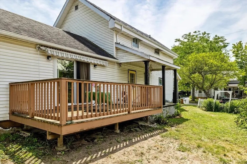 47 Upper Welden Street St. Albans City VT 05478