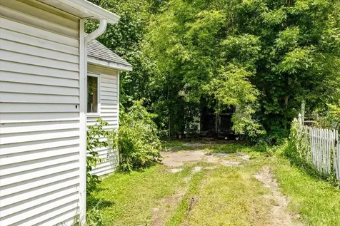 47 Upper Welden Street St. Albans City VT 05478