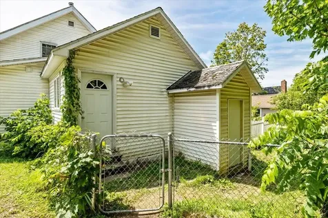 47 Upper Welden Street St. Albans City VT 05478