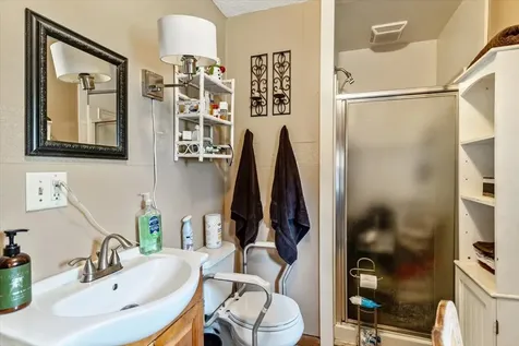 47 Upper Welden Street St. Albans City VT 05478