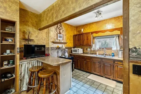 47 Upper Welden Street St. Albans City VT 05478