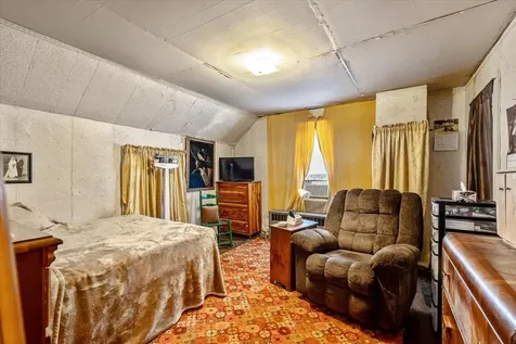 47 Upper Welden Street St. Albans City VT 05478