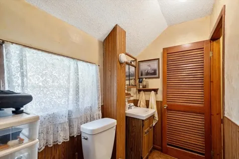 47 Upper Welden Street St. Albans City VT 05478