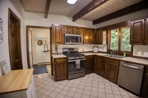 22 Mountview Avenue Freedom NH 03836