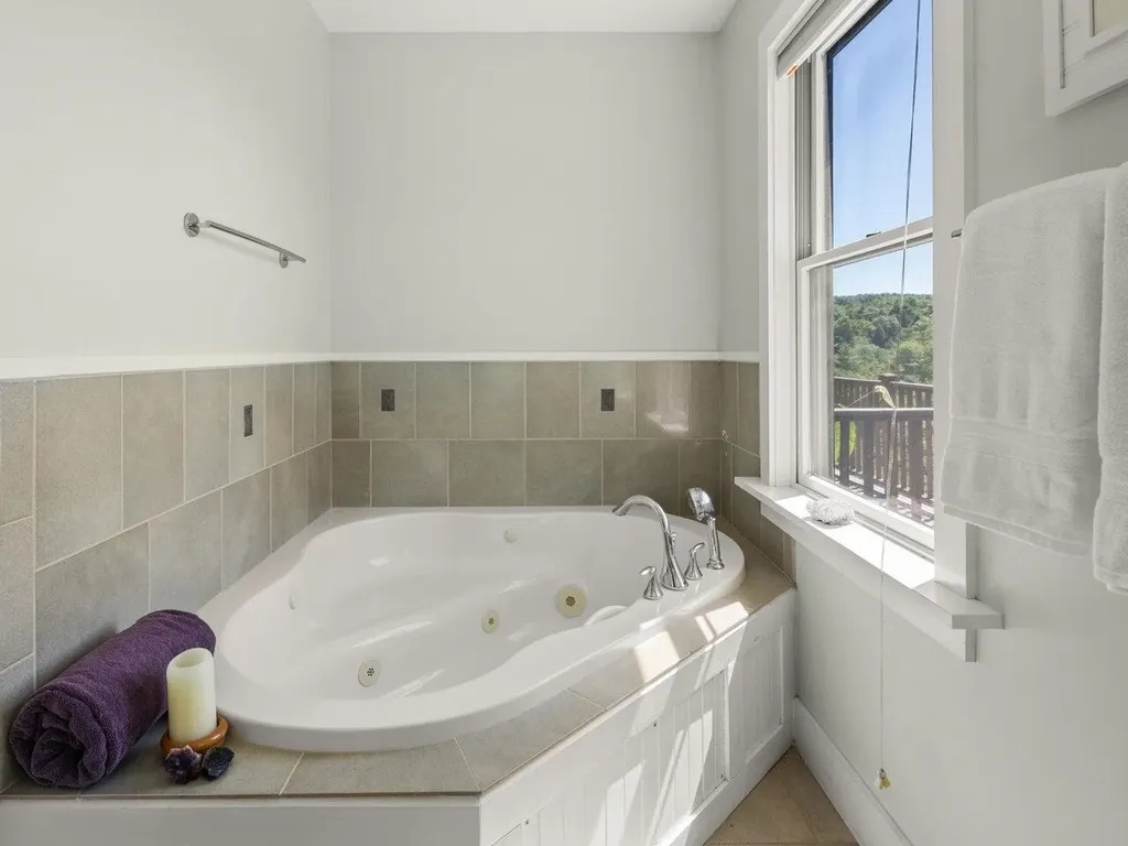 4717 Spear Street Charlotte VT 05445