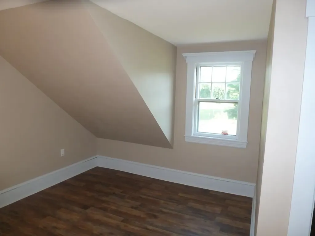 167 School Street Rumney NH 03266