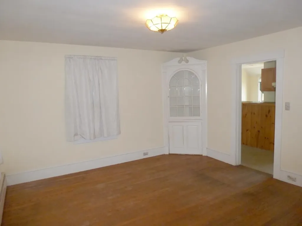 167 School Street Rumney NH 03266