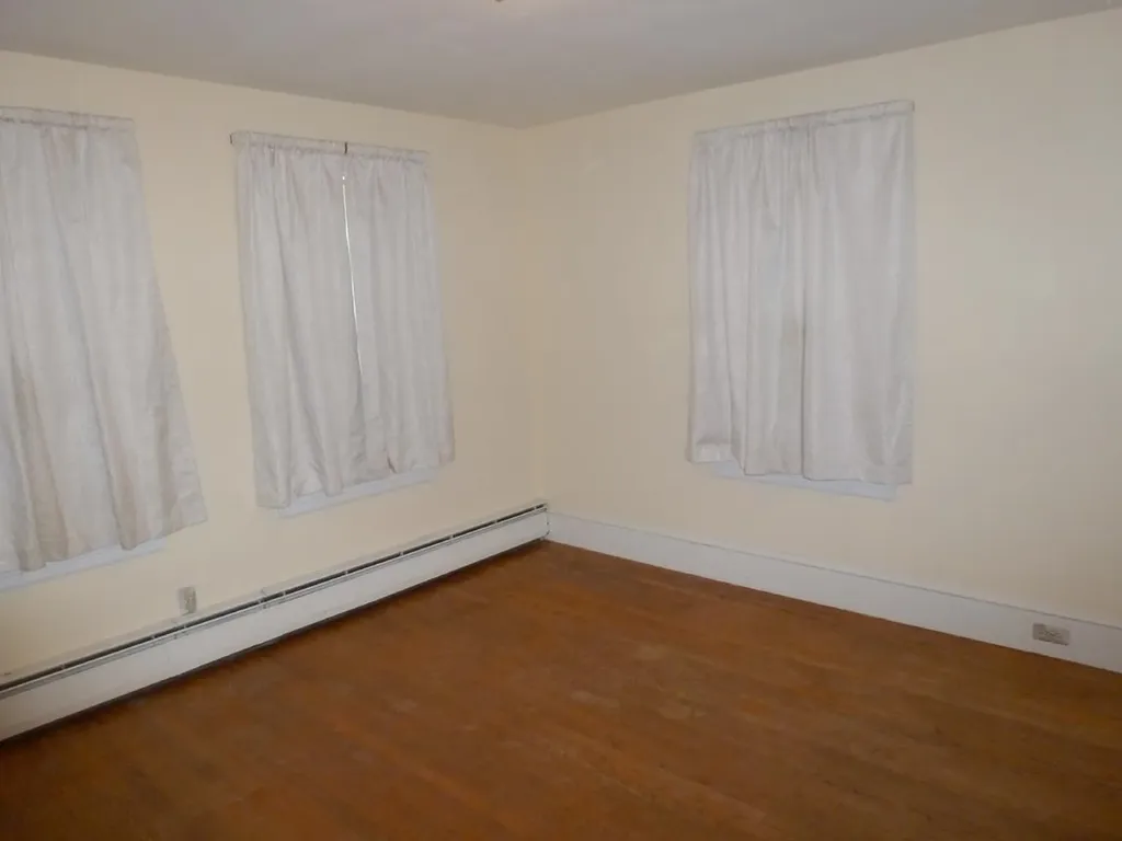 167 School Street Rumney NH 03266