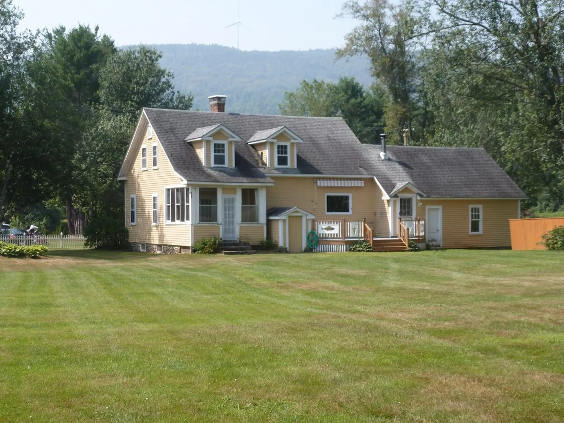 167 School Street Rumney NH 03266