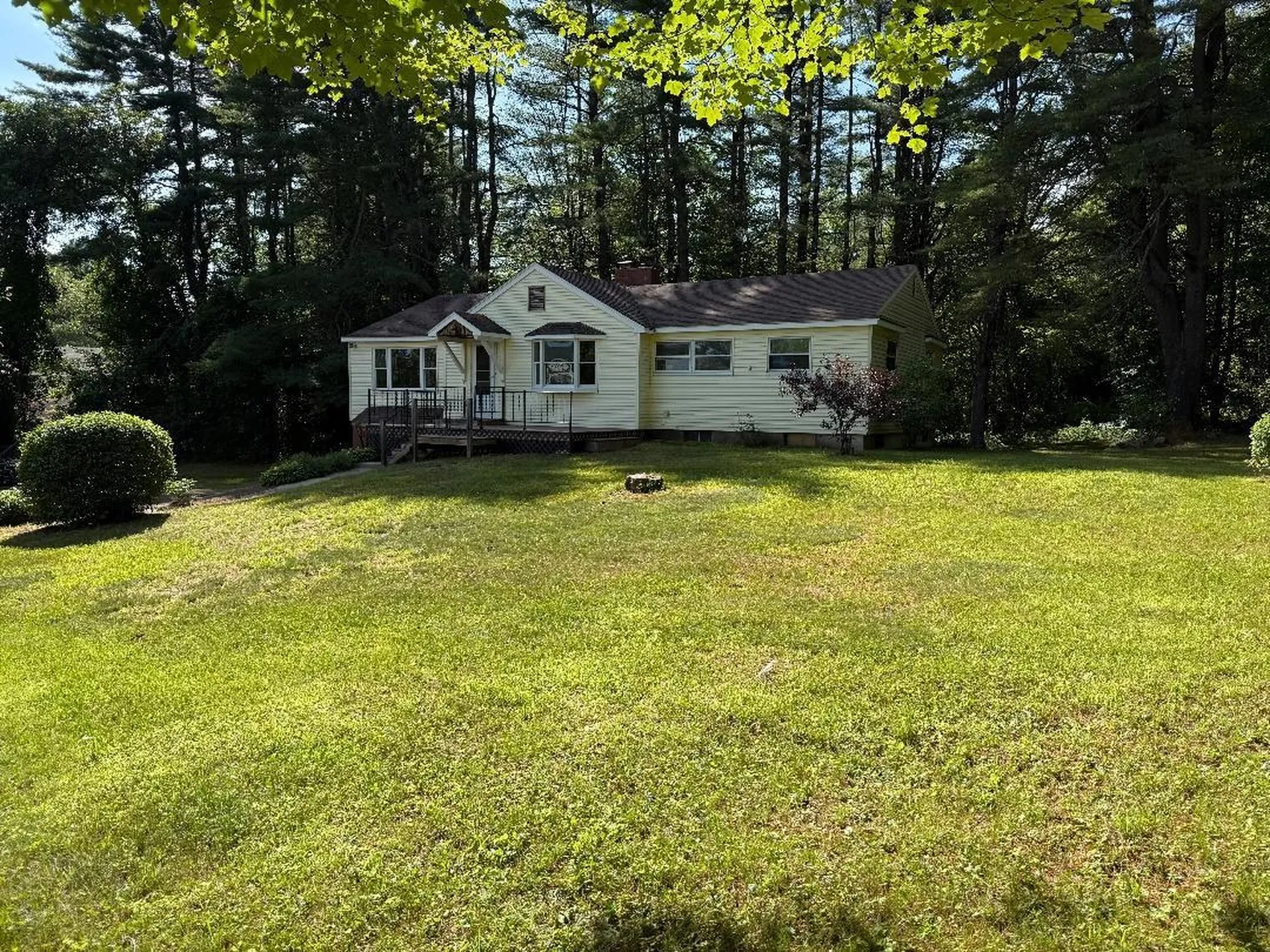 21 Hillside Avenue Ashland NH 03217