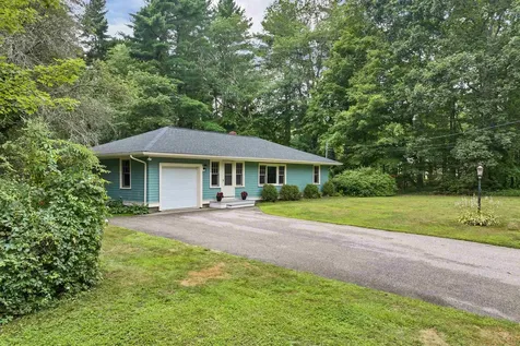 104 Kensington Road Hampton Falls NH 03844