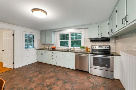 104 Kensington Road Hampton Falls NH 03844