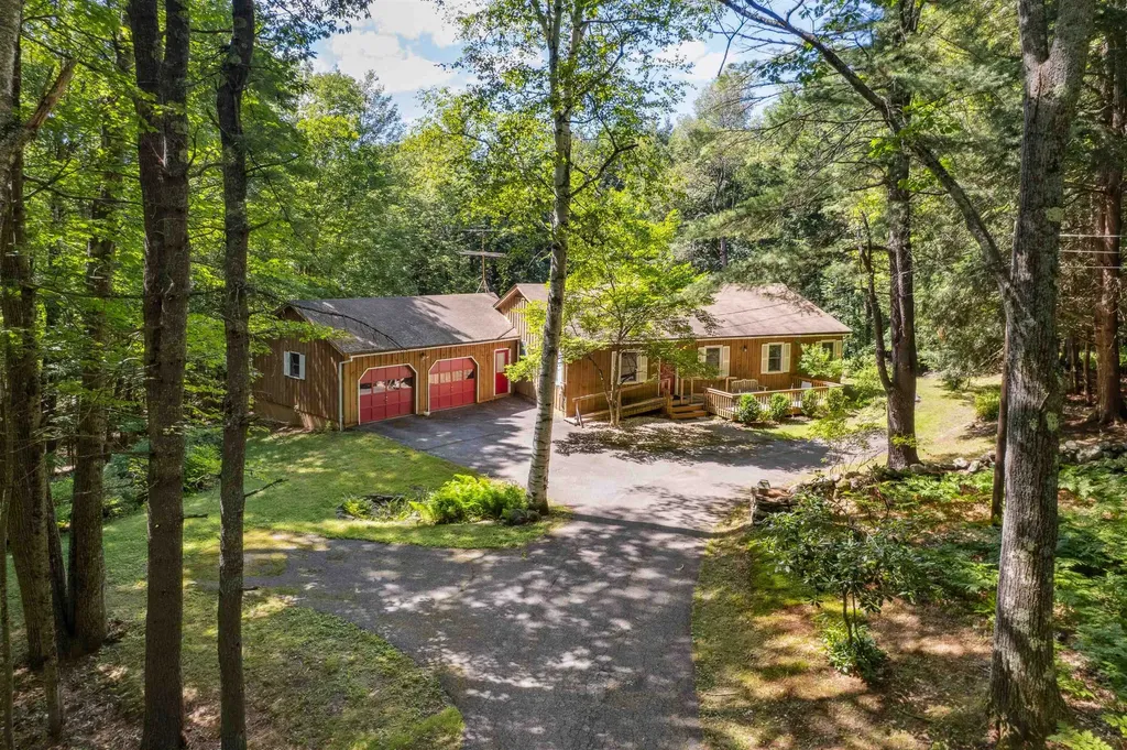 27 Rolling Ridge Road Lebanon NH 03766
