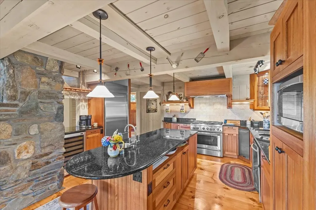 515 Sherman Road Waitsfield VT 05673