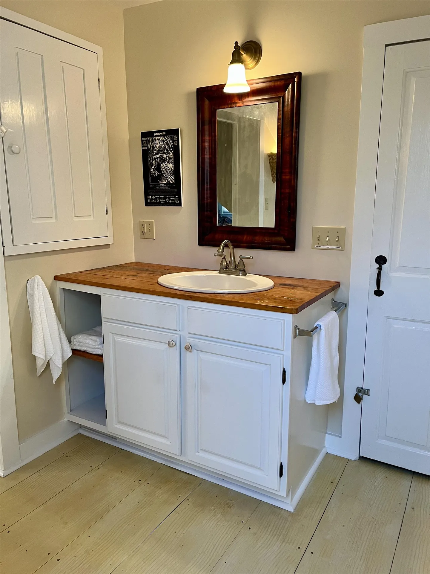 989 Vermont Route 100b Moretown VT 05660