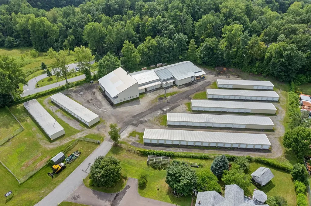 220 Colchester Road Essex VT 05495