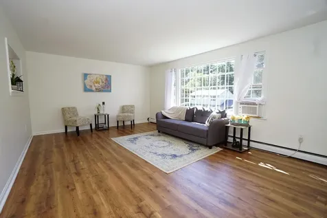 4 Candia Street Nashua NH 03063