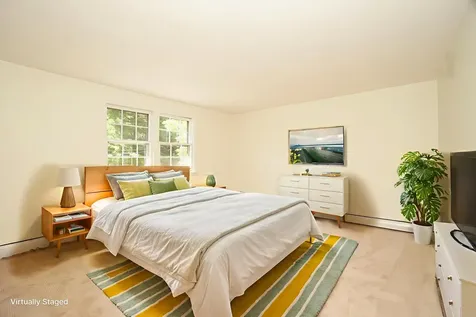 4 Candia Street Nashua NH 03063