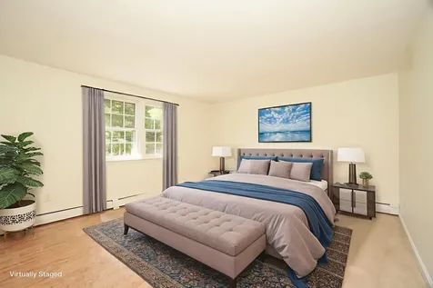 4 Candia Street Nashua NH 03063