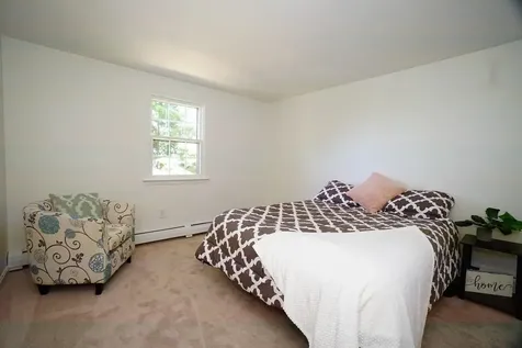 4 Candia Street Nashua NH 03063