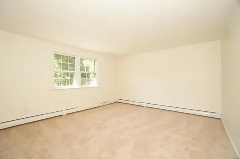 4 Candia Street Nashua NH 03063