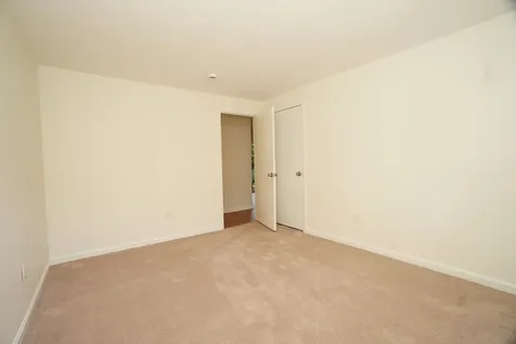 4 Candia Street Nashua NH 03063