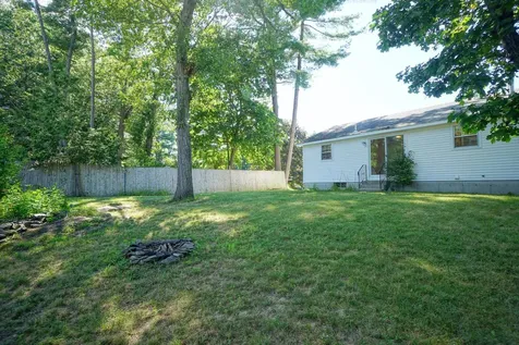 4 Candia Street Nashua NH 03063